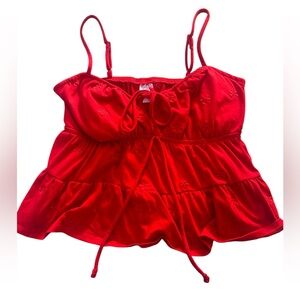 Cropped red ruffled blouse with flowers